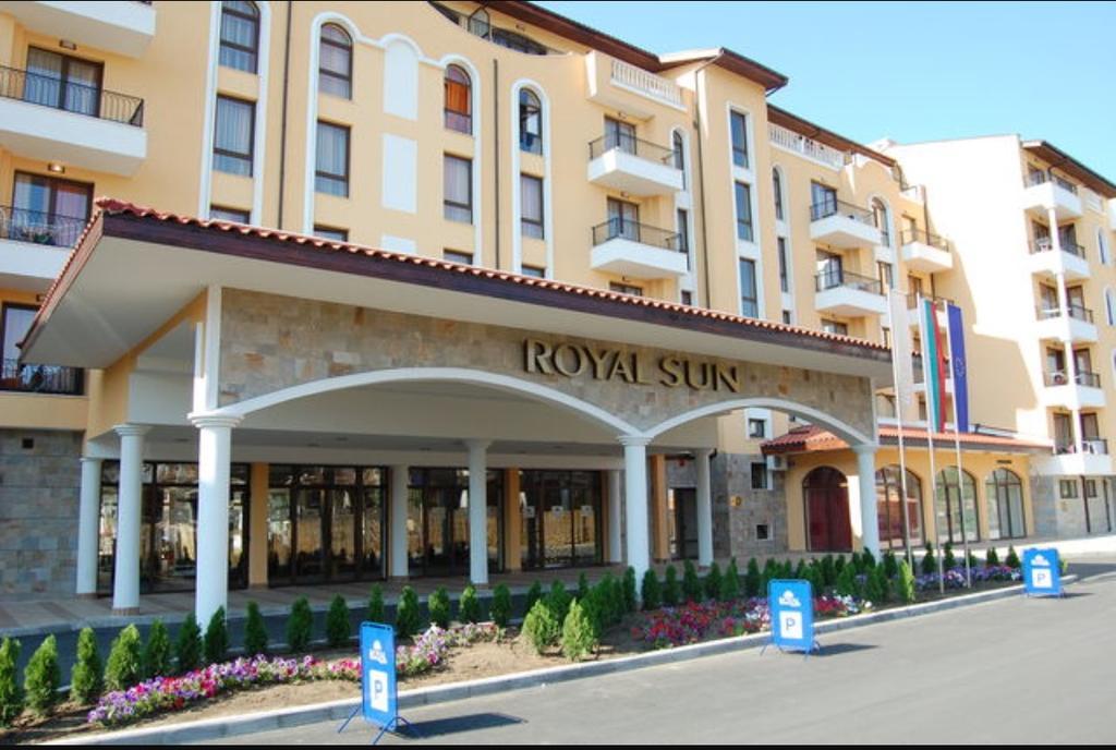 Royal Sun - Sunny Cove Apartment Сонячний Берег Екстер'єр фото