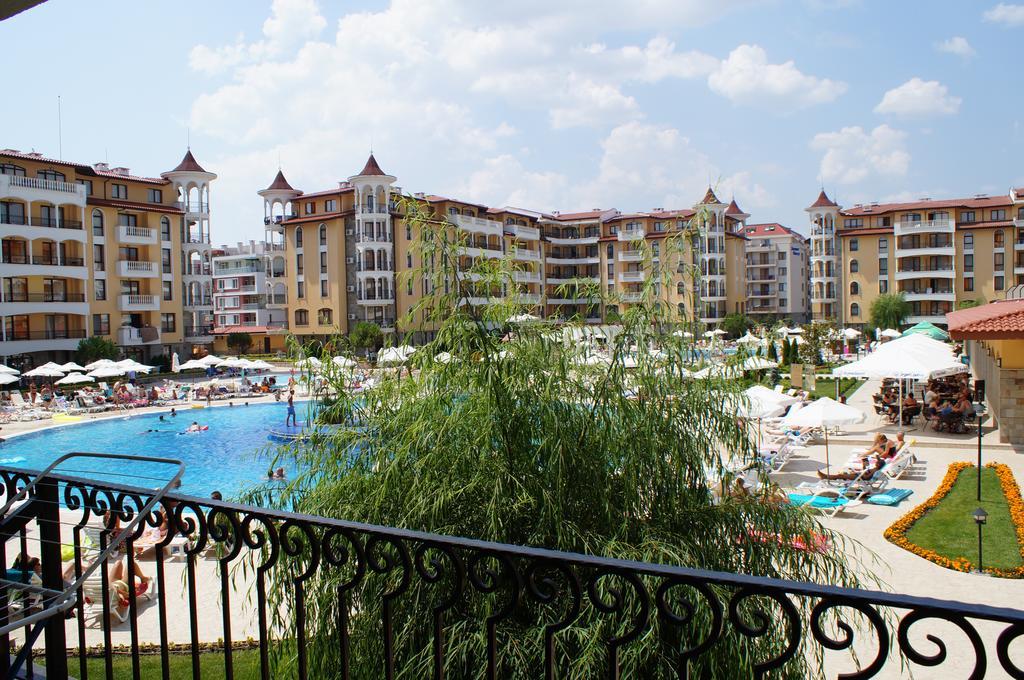 Royal Sun - Sunny Cove Apartment Сонячний Берег Екстер'єр фото